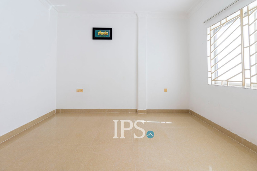 32 Bedroom Hotel For Rent - Svay Dangkum, Siem Reap