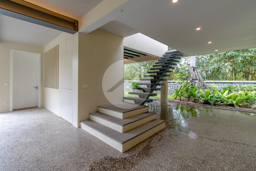 4 Bedroom Luxury Villa For Sale -  Sambour, Siem Reap