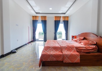 3 Bedroom Commercial Villa For Sale - Svay Dangkum, Siem Reap thumbnail