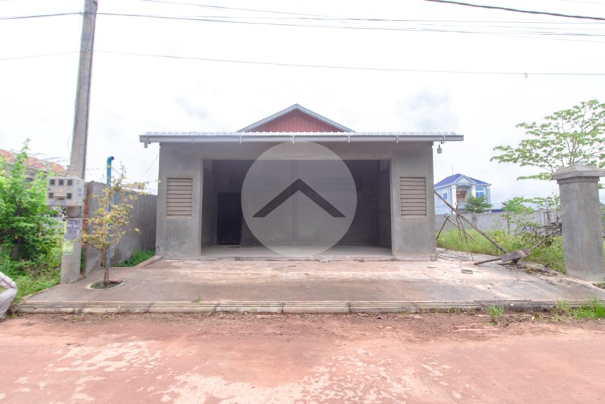 3 Bedroom House and 384 Sqm Land For Sale - Svay Thom, Siem Reap