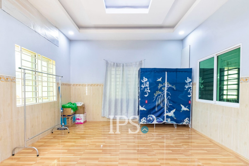 6 Bedroom Villa For Sale - Svay Dangkum, Siem Reap