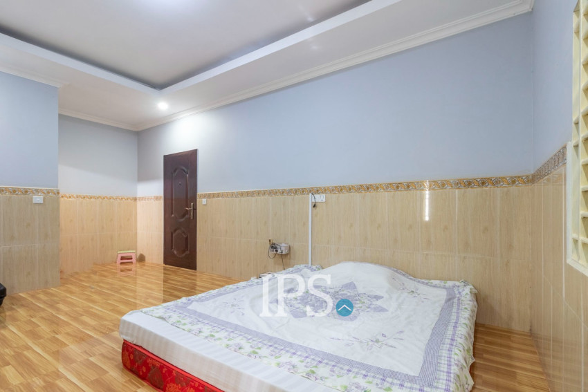 6 Bedroom Villa For Sale - Svay Dangkum, Siem Reap