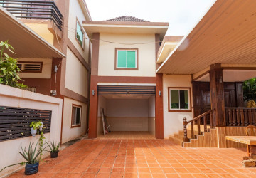 6 Bedroom Villa For Sale - Svay Dangkum, Siem Reap thumbnail