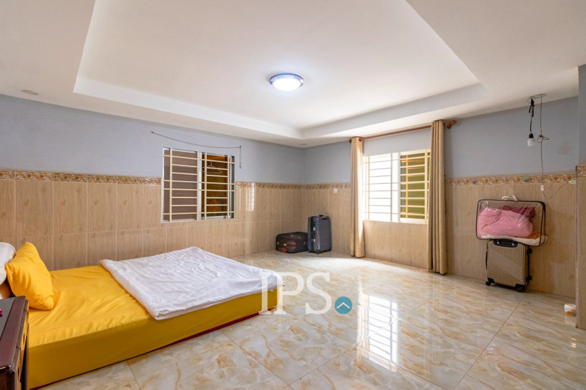 6 Bedroom Villa For Sale - Svay Dangkum, Siem Reap