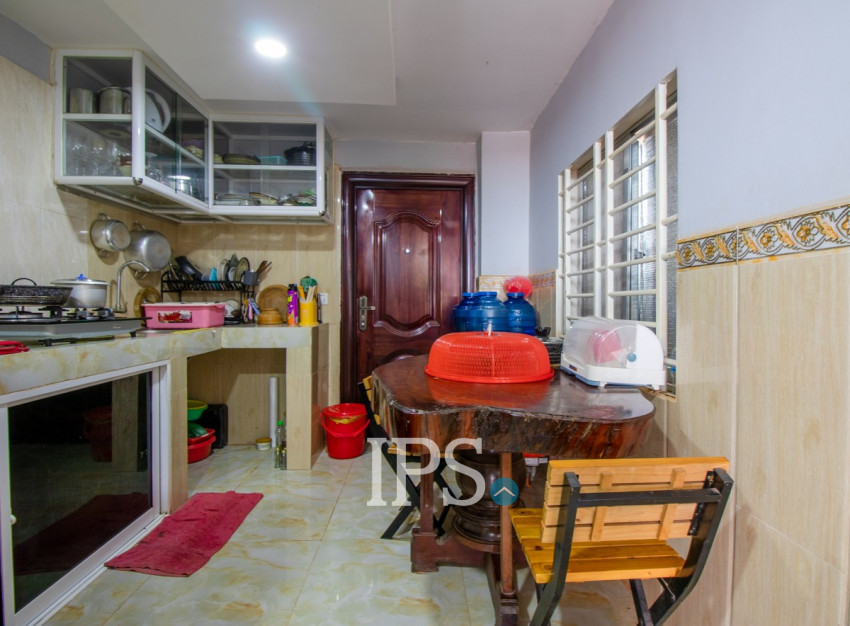 6 Bedroom Villa For Sale - Svay Dangkum, Siem Reap