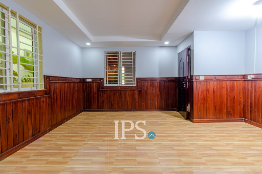 6 Bedroom Villa For Sale - Svay Dangkum, Siem Reap