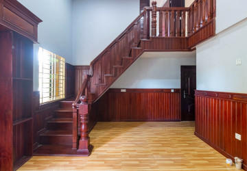 6 Bedroom Villa For Sale - Svay Dangkum, Siem Reap thumbnail