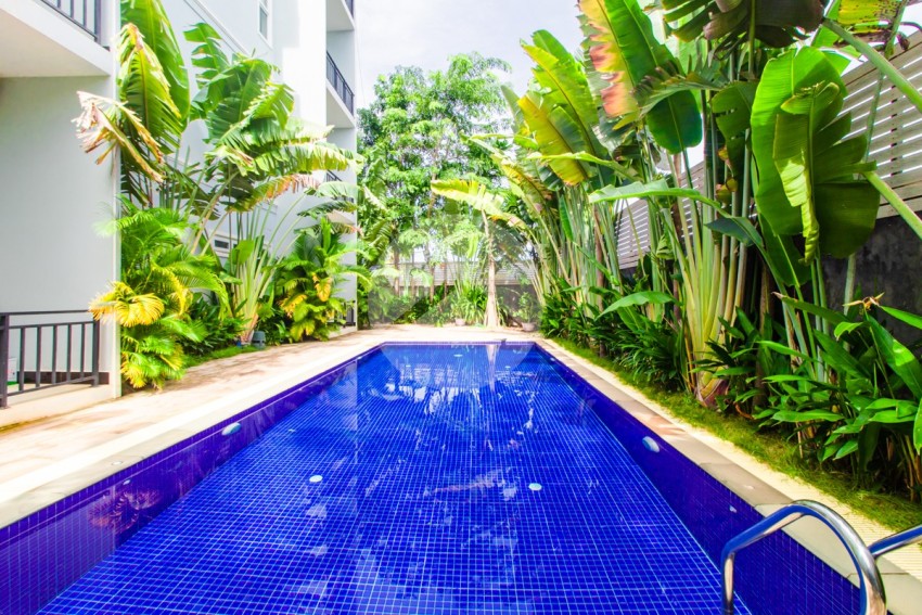 10 Bedroom Commercial Villa For Rent - Svay Thom, Siem Reap