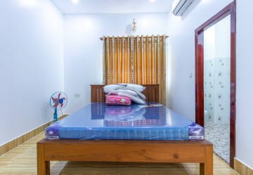 4 Bedroom Villa For Rent - Sala Kamreuk, Siem Reap thumbnail