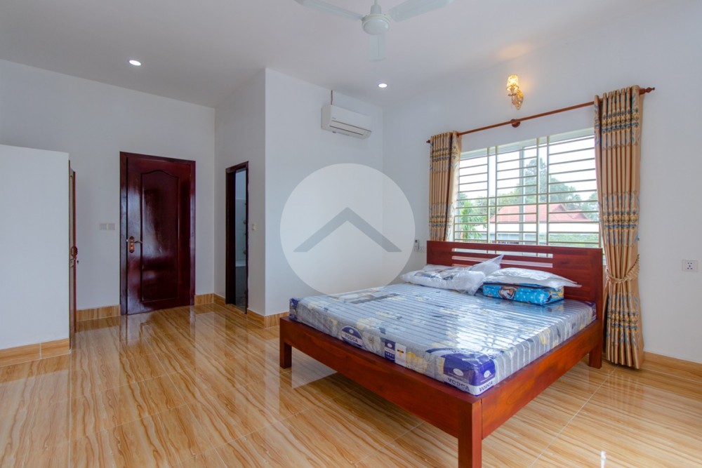 4 Bedroom Villa For Rent - Sala Kamreuk, Siem Reap - Image 22