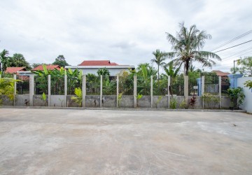 4 Bedroom Villa For Rent - Sala Kamreuk, Siem Reap thumbnail