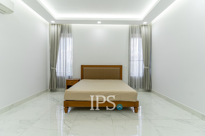 6 Bedroom Villa For Rent - Tonle Bassac, Phnom Penh