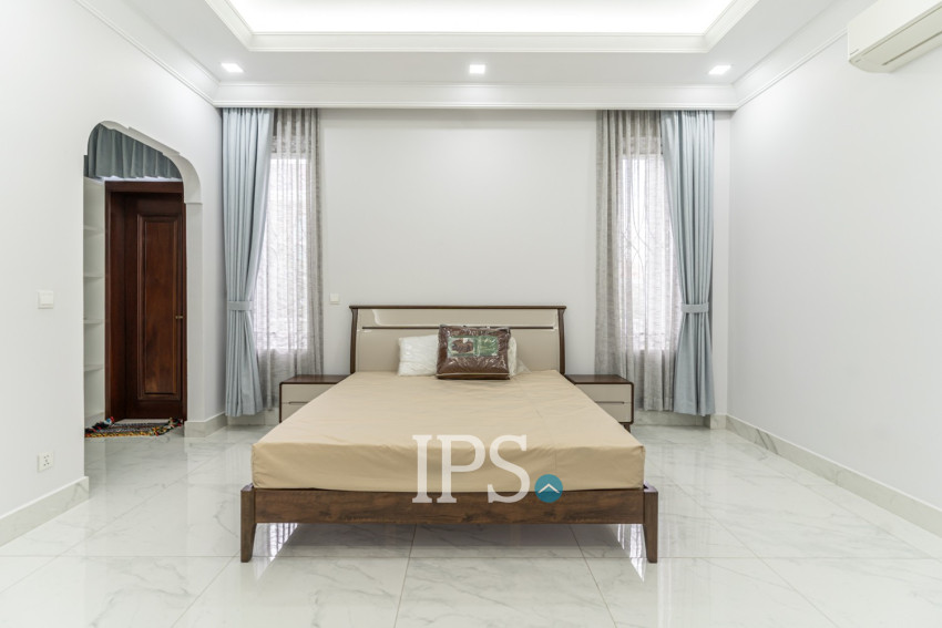 6 Bedroom Villa For Rent - Tonle Bassac, Phnom Penh