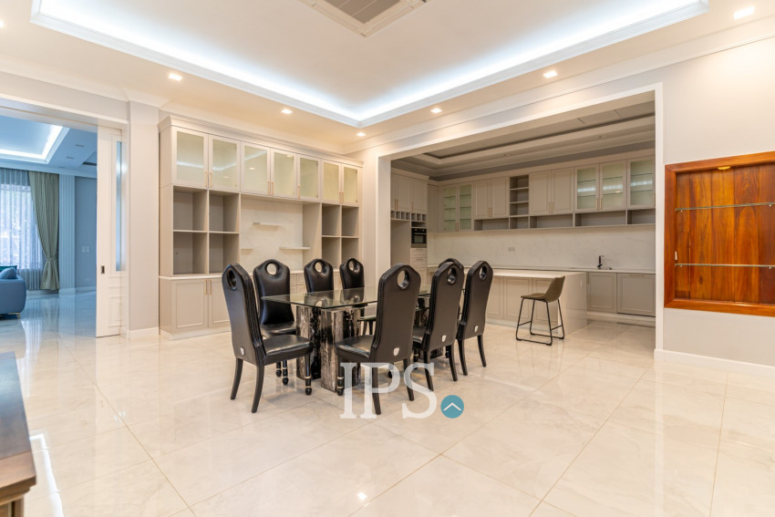 6 Bedroom Villa For Rent - Tonle Bassac, Phnom Penh