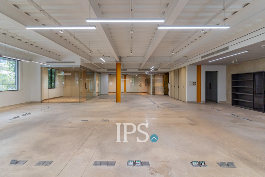 277 Sqm Office Space For Rent - Wat Phnom, Phnom Penh