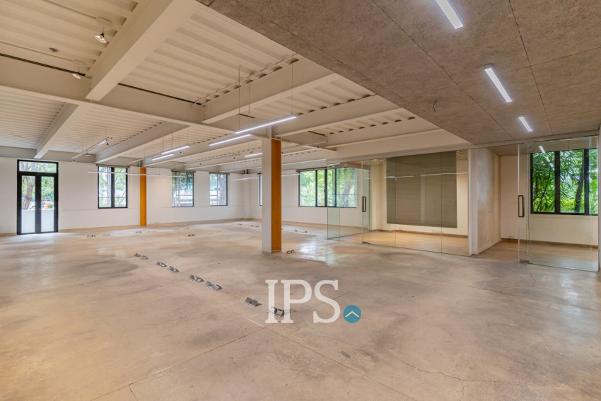 277 Sqm Office Space For Rent - Wat Phnom, Phnom Penh