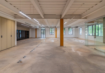 277 Sqm Office Space For Rent - Wat Phnom, Phnom Penh thumbnail