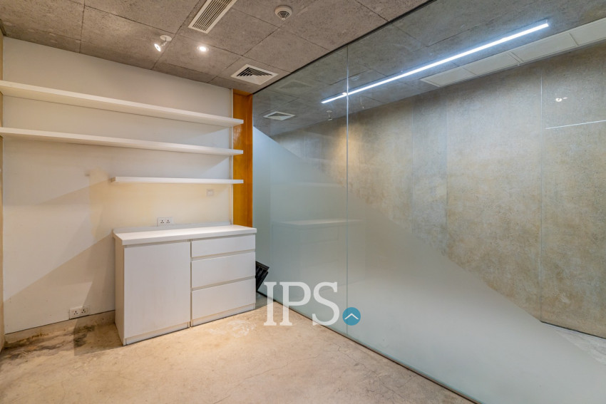 277 Sqm Office Space For Rent - Wat Phnom, Phnom Penh