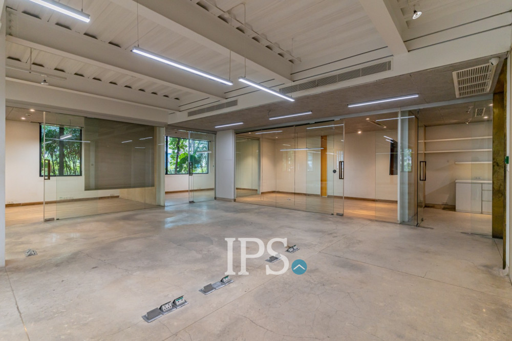 277 Sqm Office Space For Rent - Wat Phnom, Phnom Penh - Image 5
