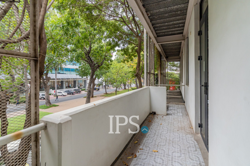 277 Sqm Office Space For Rent - Wat Phnom, Phnom Penh