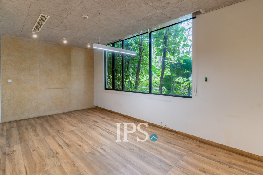 277 Sqm Office Space For Rent - Wat Phnom, Phnom Penh