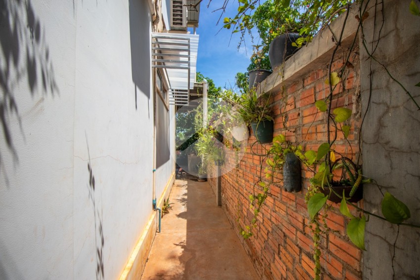 3 Bedroom Villa With Swimming Pool For Rent - Sangkat Siem Reap, Siem Reap