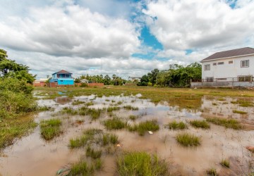 923 Sqm Residential Land For Sale - Chreav, Siem Reap thumbnail