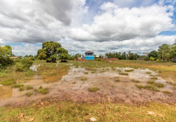 923 Sqm Residential Land For Sale - Chreav, Siem Reap thumbnail