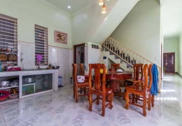 4 Bedroom House For Sale - Chreav, Siem Reap thumbnail