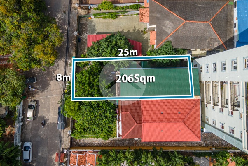 4 Bedroom Townhouse For Sale - Bassac Lane, Phnom Penh