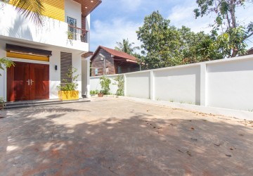 3 Bedroom Villa For Rent - Sala Kamreuk, Siem Reap thumbnail