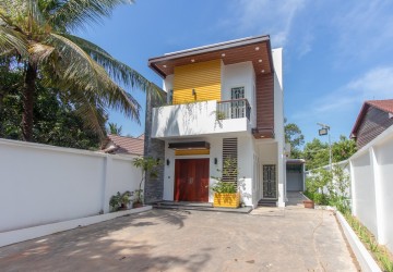 3 Bedroom Villa For Rent - Sala Kamreuk, Siem Reap thumbnail