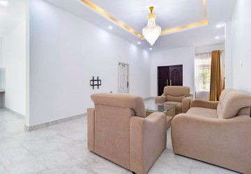 3 Bedroom House For Rent - Sala Kamreuk, Siem Reap thumbnail