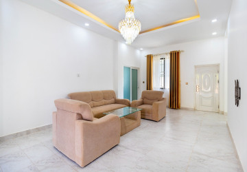 3 Bedroom House For Rent - Sala Kamreuk, Siem Reap thumbnail