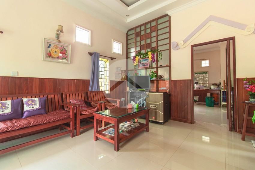 3 Bedroom Villa For Sale - Sala Kamreuk, Siem Reap