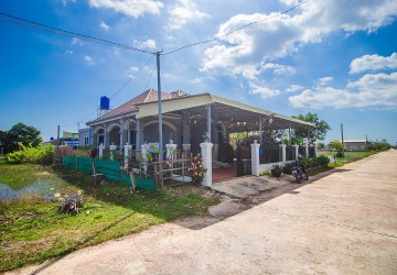 3 Bedroom Villa For Sale - Svay Thom, Siem Reap thumbnail