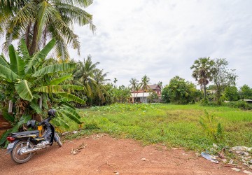 605 Sqm Land For Sale - Svay Dangkum, Siem Reap thumbnail