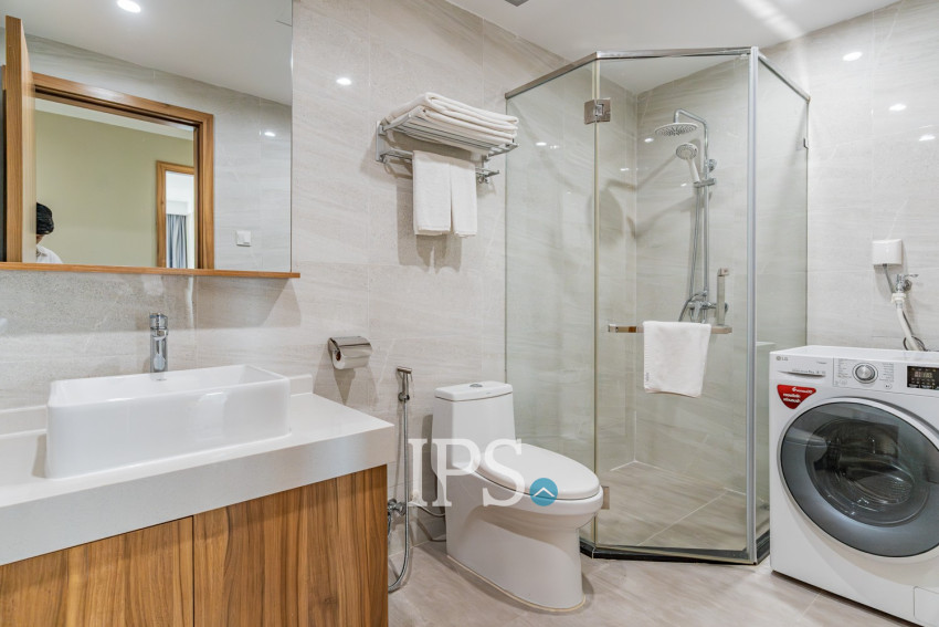 3 Bedroom Apartment For Rent - Tonle Bassac, Phnom Penh