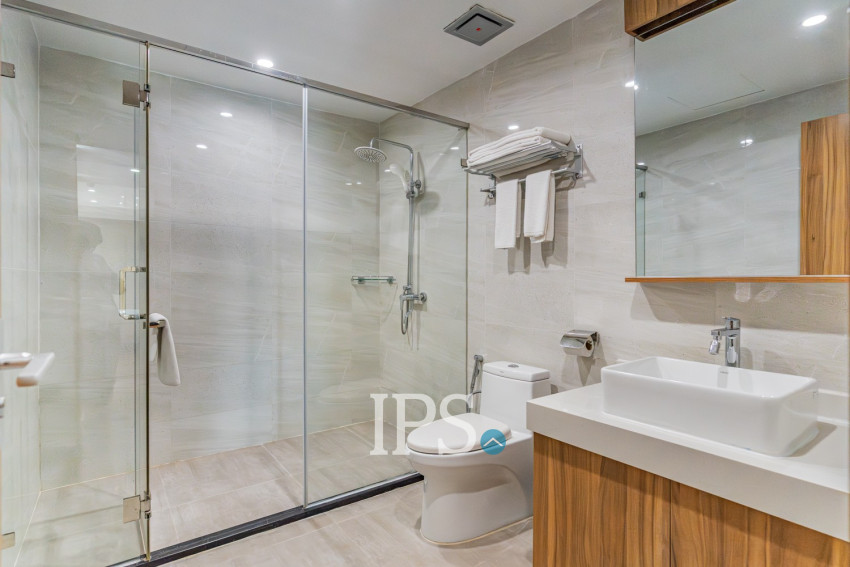 3 Bedroom Apartment For Rent - Tonle Bassac, Phnom Penh