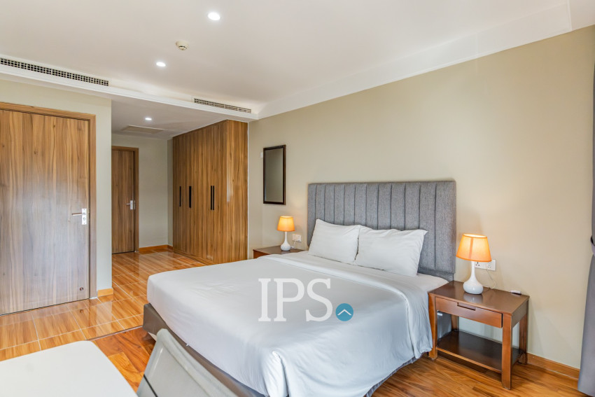 3 Bedroom Apartment For Rent - Tonle Bassac, Phnom Penh