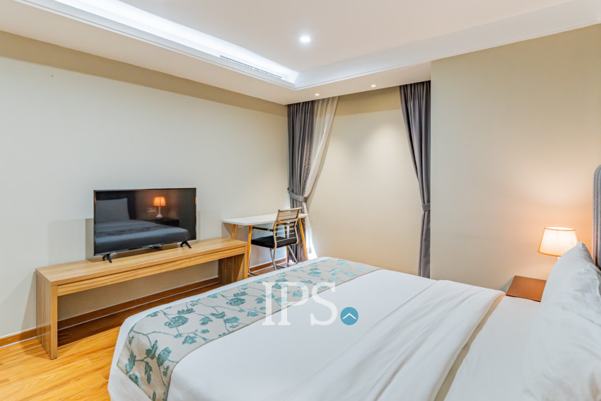 3 Bedroom Apartment For Rent - Tonle Bassac, Phnom Penh