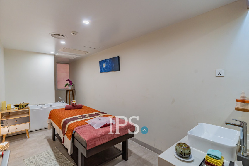 3 Bedroom Apartment For Rent - Tonle Bassac, Phnom Penh