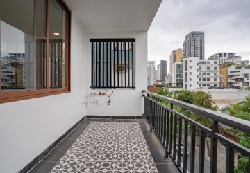 4 Bedroom Serviced Apartment For Rent - BKK1, Phnom Penh thumbnail