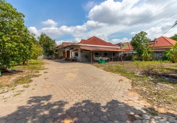 24 Bedroom Commercial House For Sale - Svay Dangkum, Siem Reap thumbnail