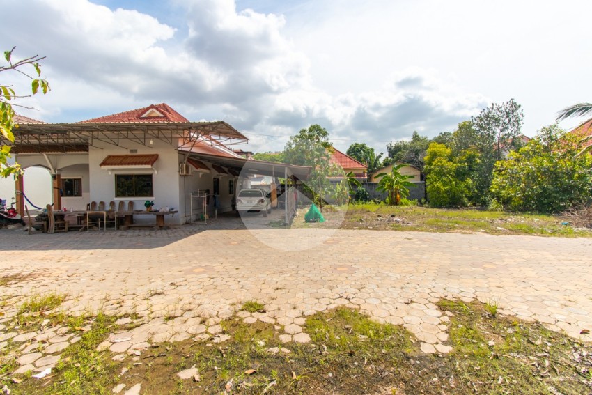 24 Bedroom Commercial House For Sale - Svay Dangkum, Siem Reap