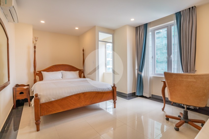 3 Bedroom Serviced Apartment For Rent - BBK1, Phnom Penh