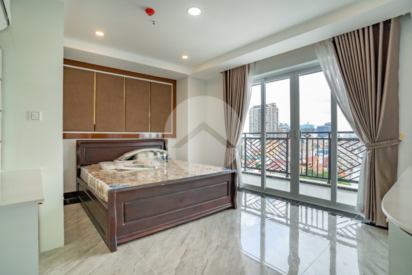 3 Bedroom Serviced Apartment For Rent - BKK2, Phnom Penh