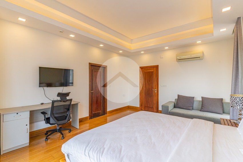 2 Bedroom Serviced Apartment For Rent - BKK1, Phnom Penh