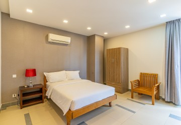 2 Bedroom Serviced Apartment For Rent - BKK1, Phnom Penh thumbnail