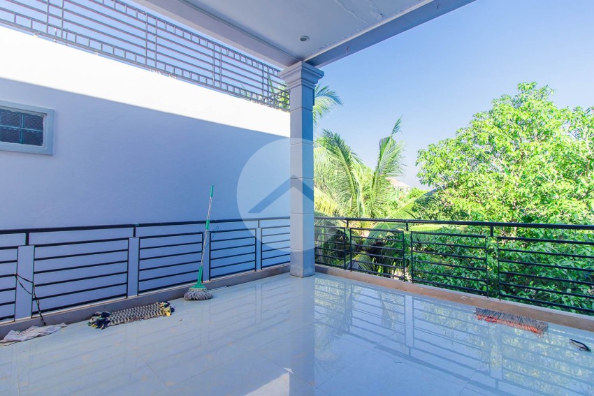 7 Bedroom House For Sale - Slor Kram, Siem Reap